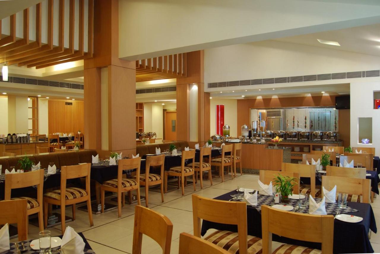 Lords Plaza Ankleshwar Hotel Eksteriør billede